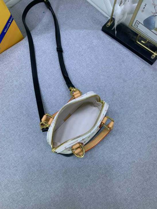Picture of Louis Vuitton Handbags _SKUfw153664675fw